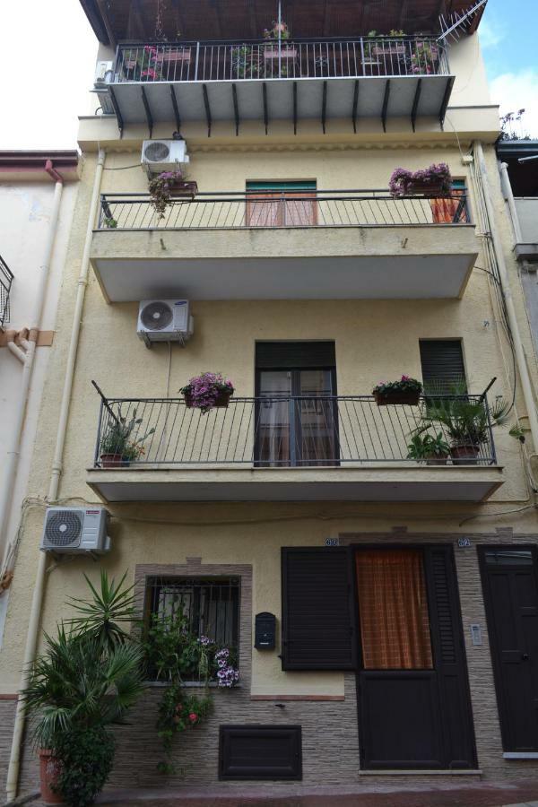B&B Jolly House Bolognetta 外观 照片